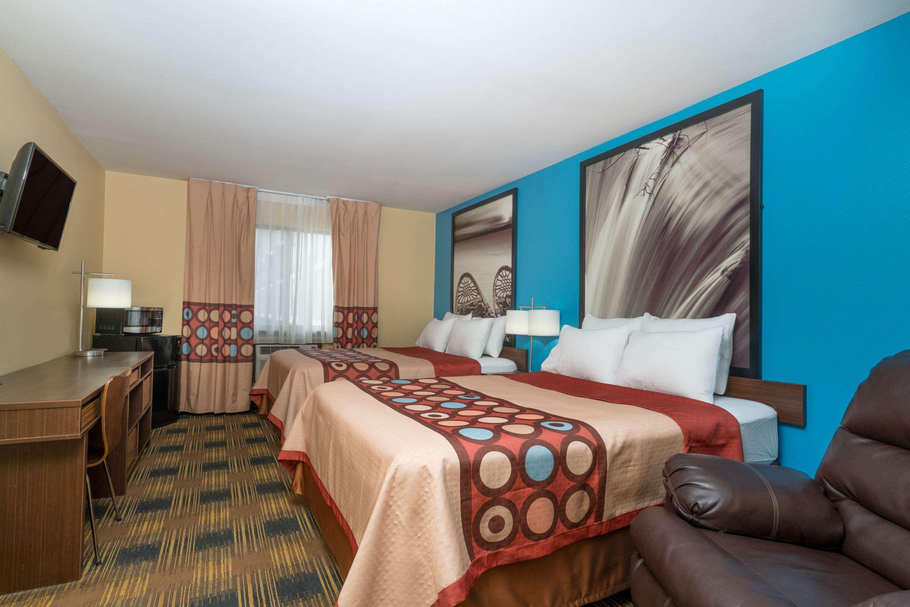 Super 8 By Wyndham Rochester Mayo Clinic Area Ngoại thất bức ảnh