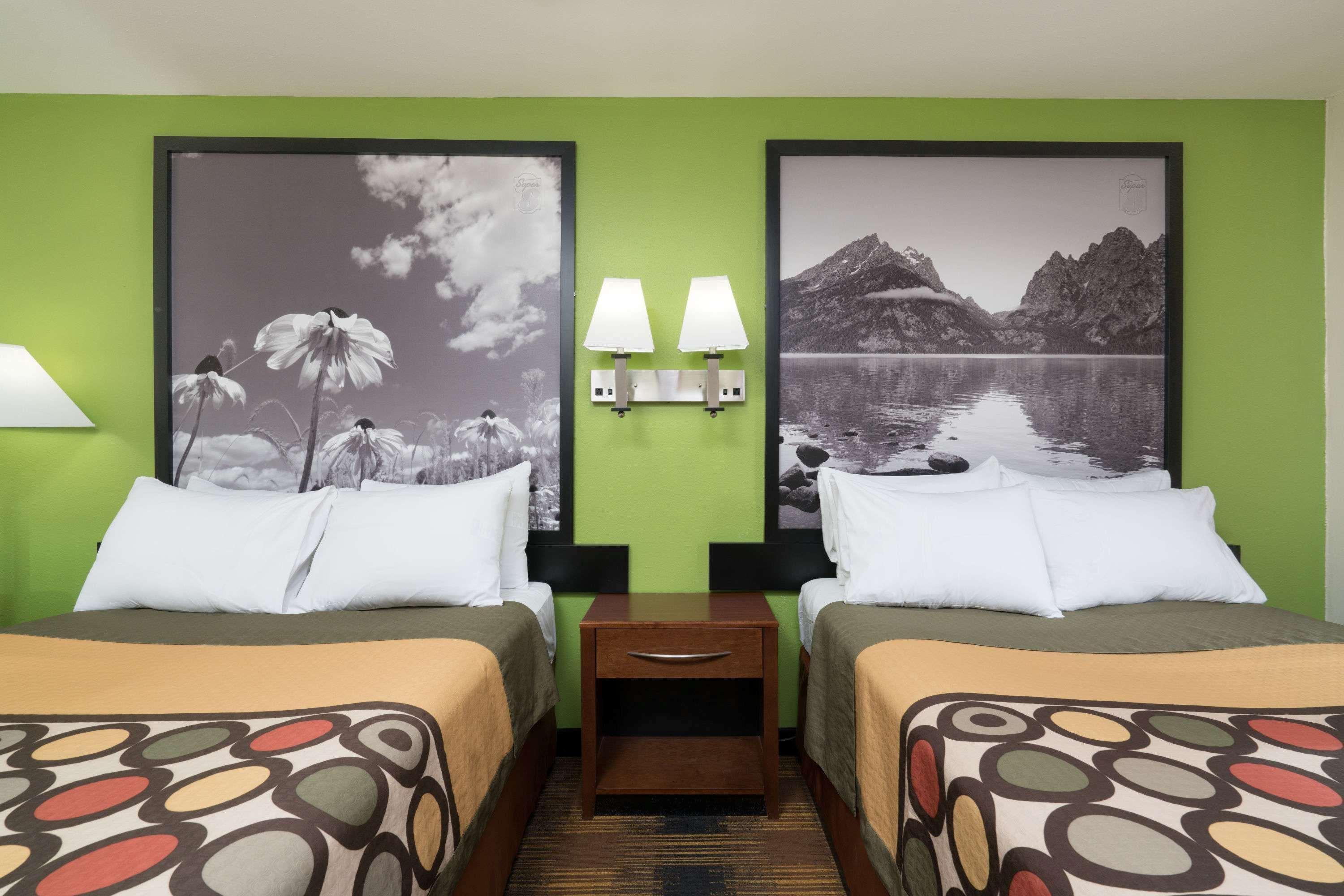 Super 8 By Wyndham Rochester Mayo Clinic Area Ngoại thất bức ảnh