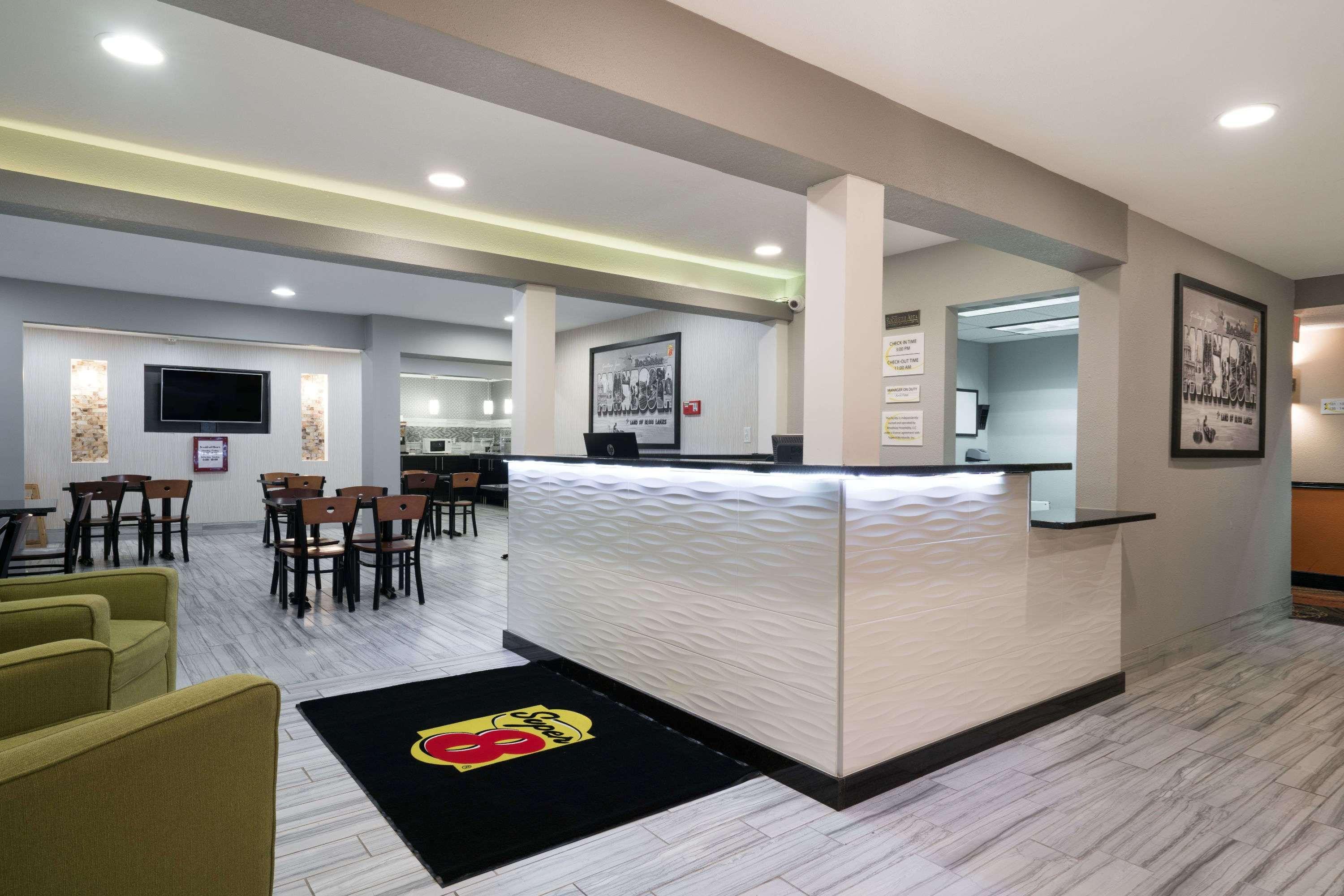 Super 8 By Wyndham Rochester Mayo Clinic Area Ngoại thất bức ảnh