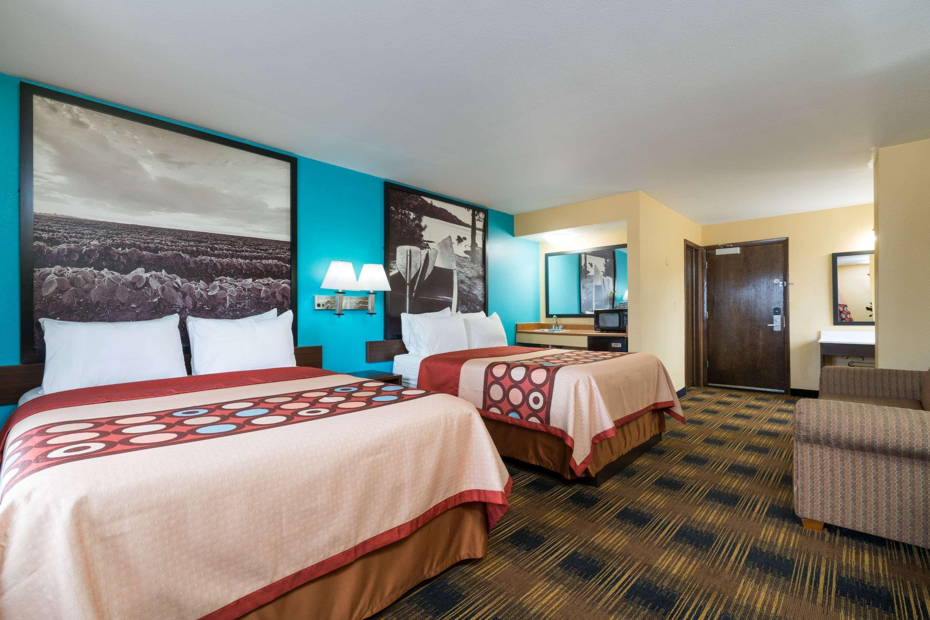 Super 8 By Wyndham Rochester Mayo Clinic Area Ngoại thất bức ảnh