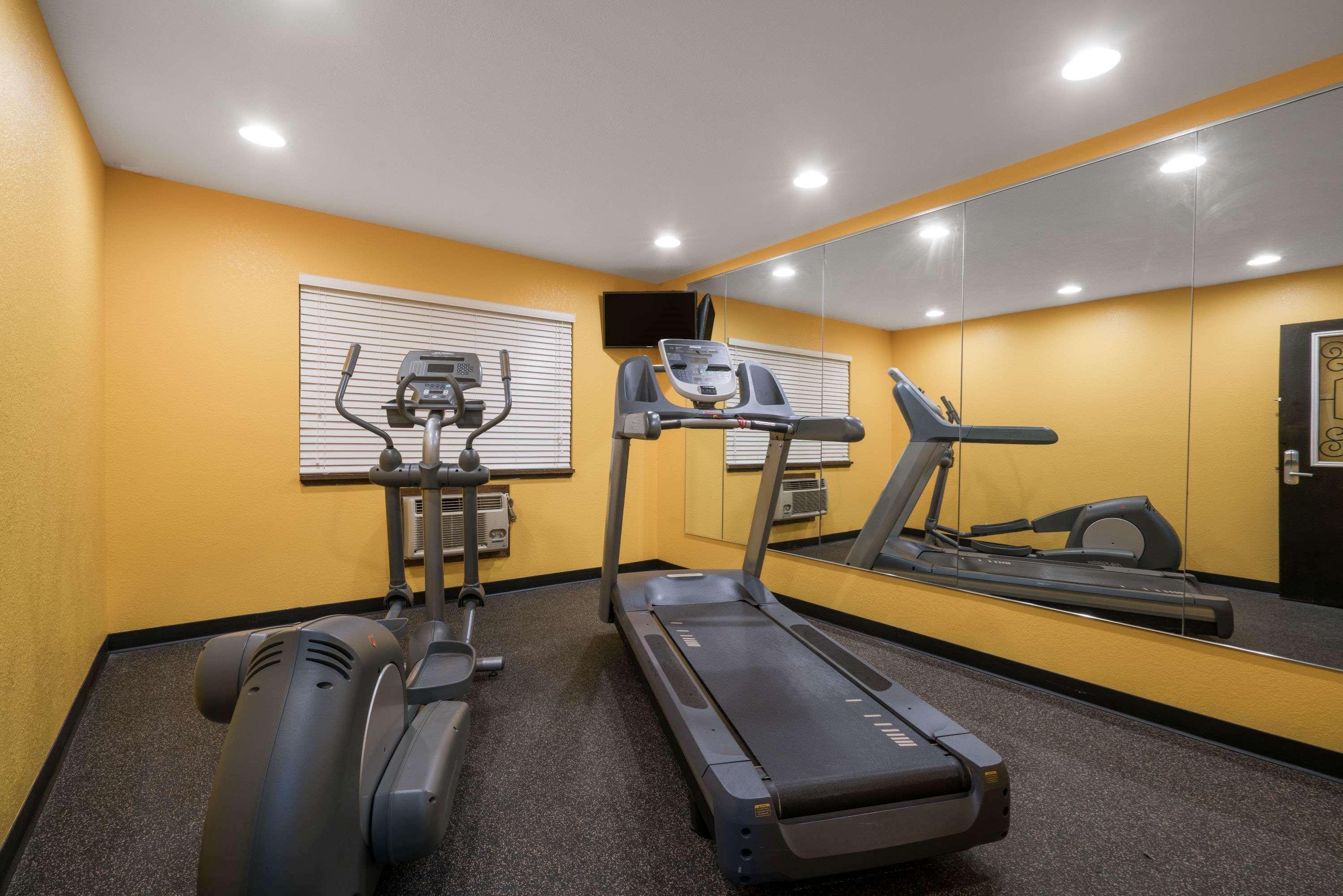 Super 8 By Wyndham Rochester Mayo Clinic Area Ngoại thất bức ảnh