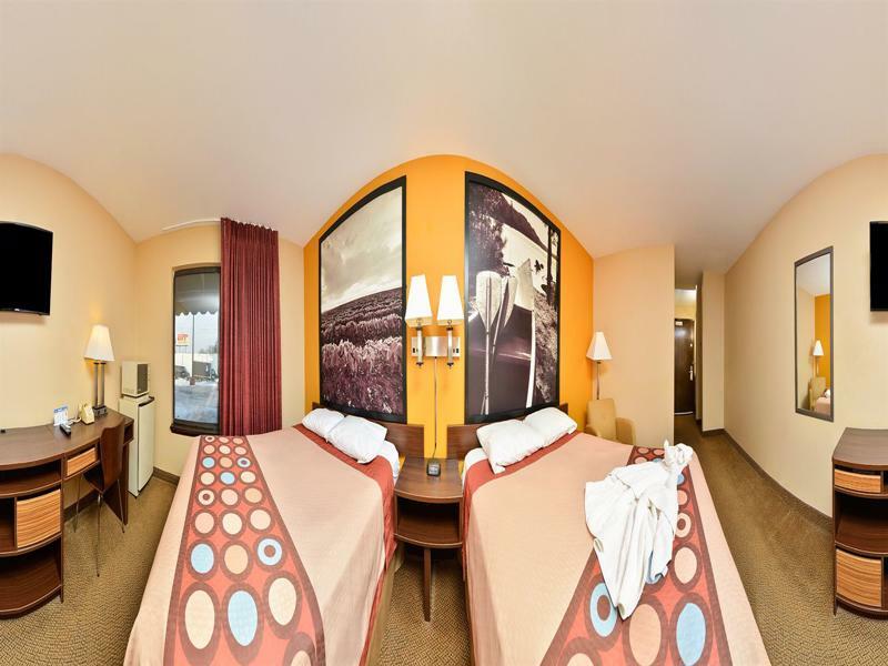 Super 8 By Wyndham Rochester Mayo Clinic Area Ngoại thất bức ảnh
